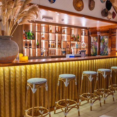 Acajou Beach Resort Анс-Вольбер-Вилаж Экстерьер фото